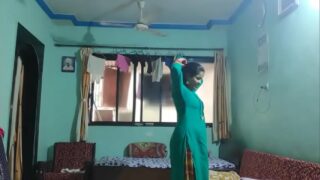 कानपुर की बीवी ने अपने पति के दोस्त के साथ चुदाई