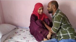 मुस्लिम वाइफ चूत की चुदाई और ब्लोजॉब वाली चीटिंग सेक्स